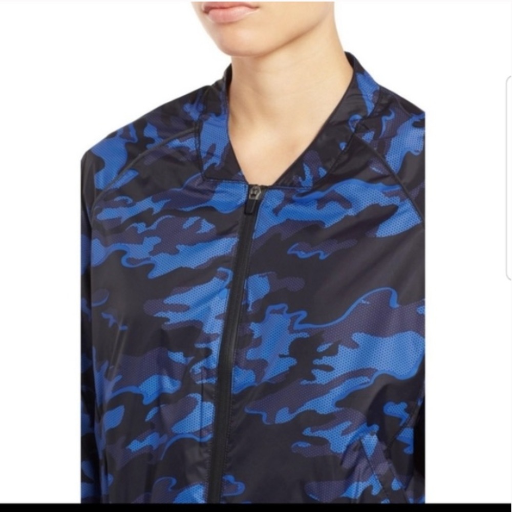 Ivy Park Cropped Camo Zip-Up Bomber Jacket (B) - Picture 2 of 14